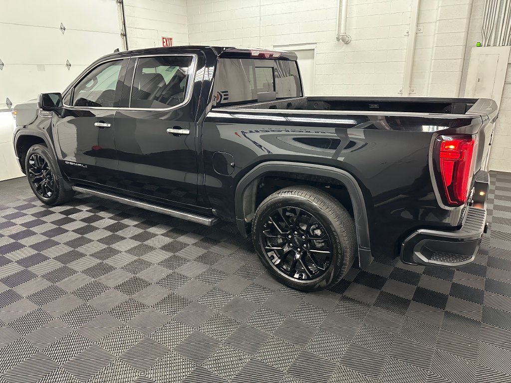 Used 2023 GMC Sierra 1500 Denali Ultimate AWD/4WD image 6