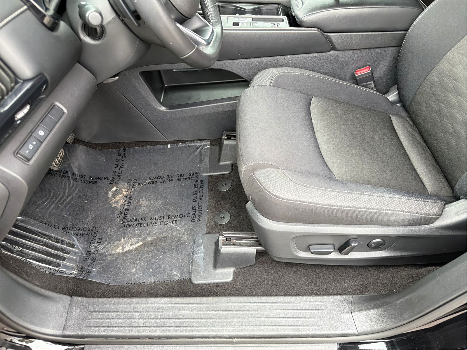 Certified 2024 Nissan Pathfinder SV FWD image 18
