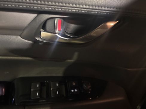 Used 2018 MAZDA CX-5 Touring image 10