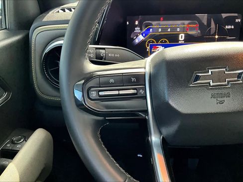 Used 2024 Chevrolet Colorado ZR2 w/ Technology Package image 23