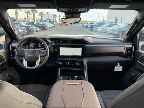 New 2026 GMC Sierra 2500 Denali w/ Denali Reserve Package image 19