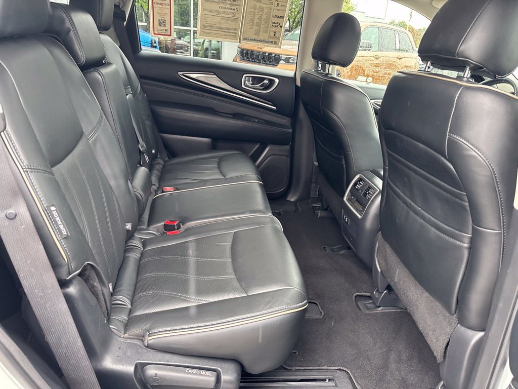 Used 2020 INFINITI QX60 Luxe w/ Essential Package FWD image 19