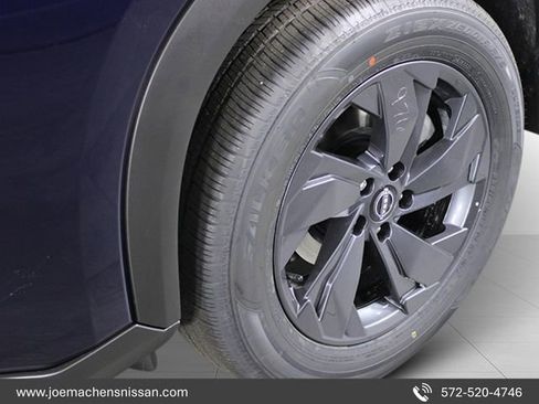 New 2026 Nissan Rogue SV FWD image 10
