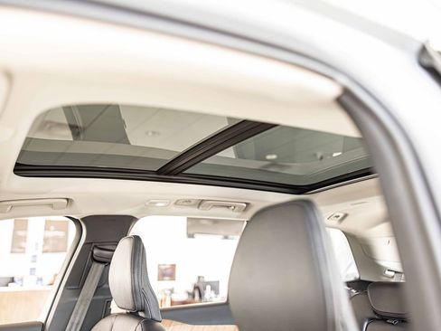 Used 2025 Volvo XC90 B6 Plus image 20