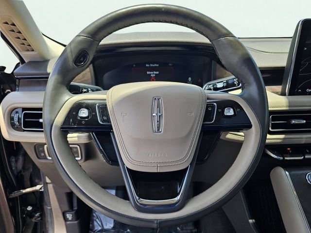 Used 2022 Lincoln Aviator Grand Touring w/ Elements Package Plus AWD/4WD image 21