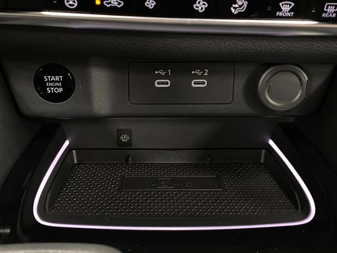 Used 2025 Nissan Rogue Platinum image 29