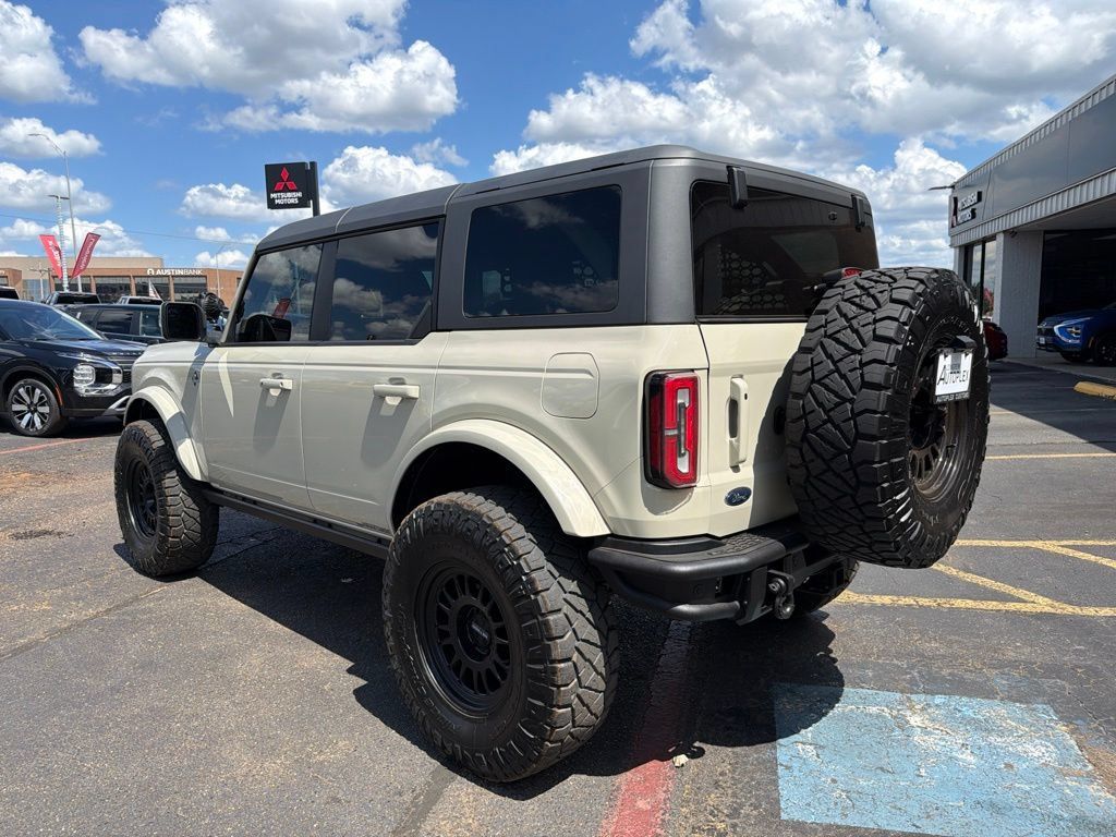 Used 2025 Ford Bronco Outer Banks AWD/4WD image 10