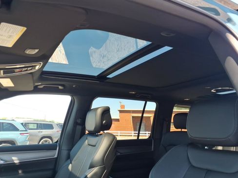 New 2026 Jeep Grand Wagoneer 4WD image 15