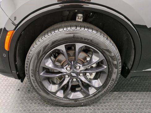 Used 2025 Dodge Durango GT image 7