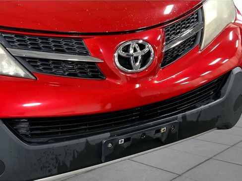 Used 2013 Toyota RAV4 XLE AWD/4WD image 30