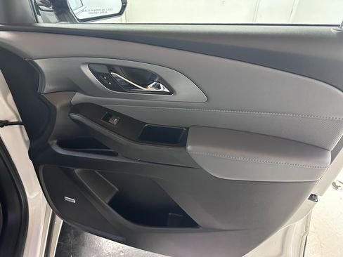 Used 2019 Chevrolet Traverse Premier w/ Driver Confidence II Package image 36