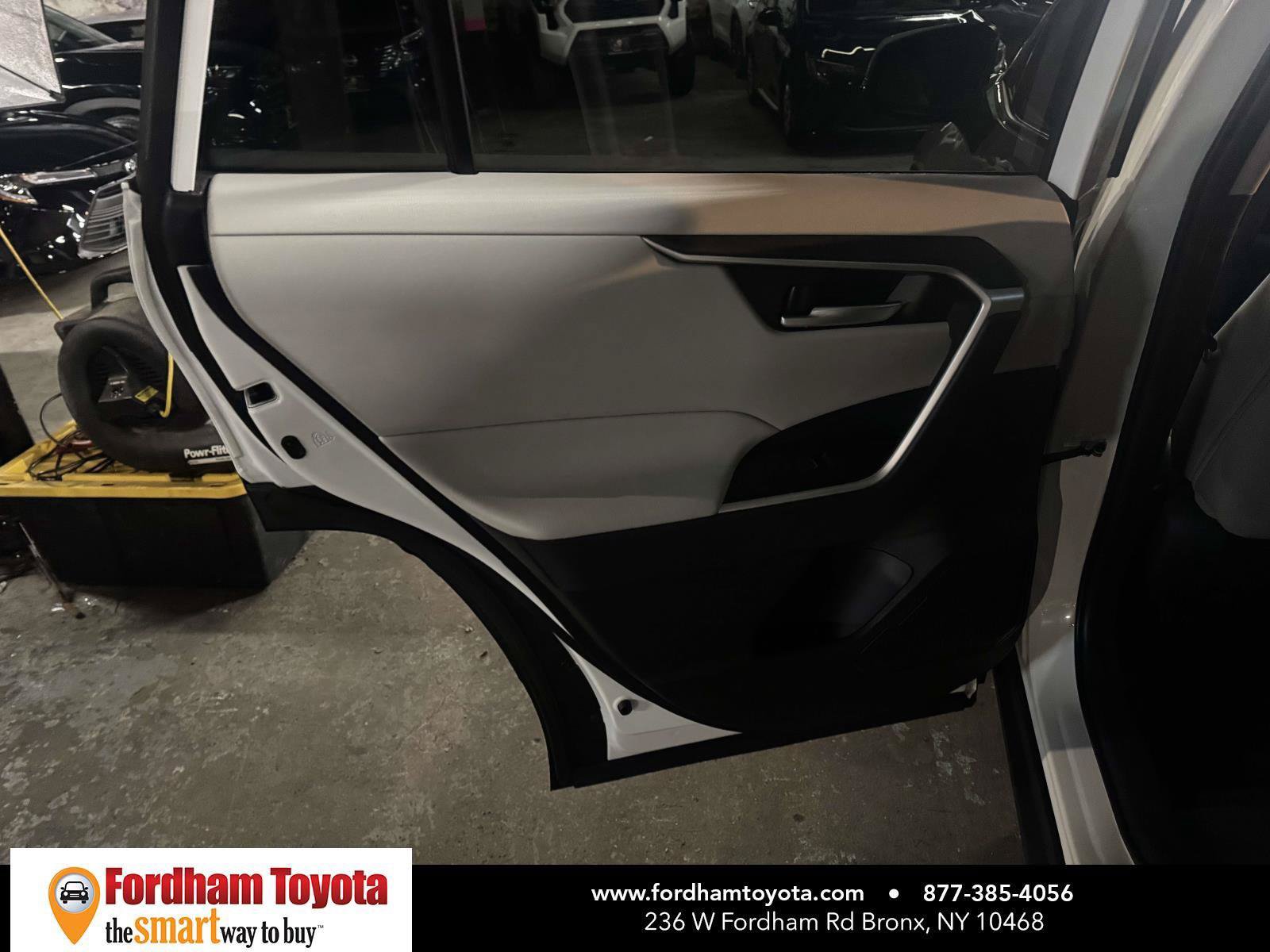 Certified 2025 Toyota RAV4 XLE w/ Convenience Package AWD/4WD image 11