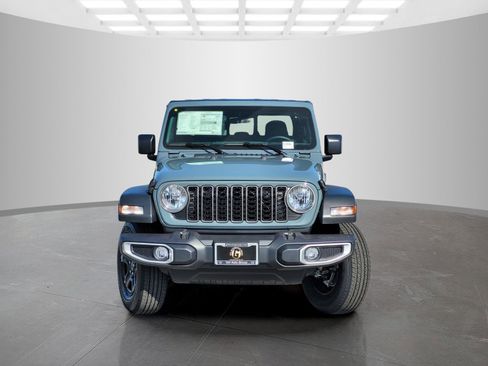 New 2026 Jeep Gladiator Sport image 2