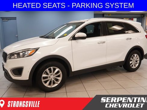Used 2016 Kia Sorento FWD w/ LX Convenience Package image 1