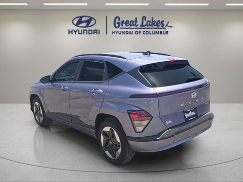 Used 2024 Hyundai Kona SEL FWD image 7
