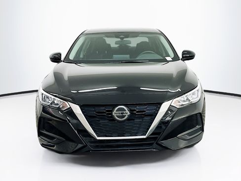 Used 2023 Nissan Sentra SV image 2