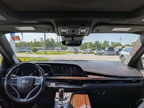 Used 2021 Cadillac Escalade Sport Platinum w/ LPO, ONYX Package AWD/4WD image 25