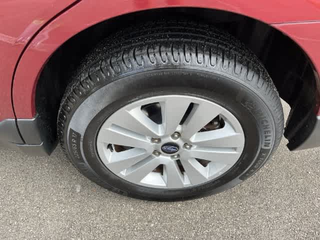 Used 2019 Subaru Outback 2.5i AWD/4WD image 12