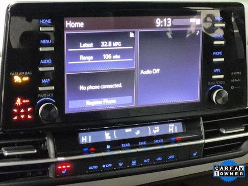 Certified 2024 Toyota Sienna XLE image 17