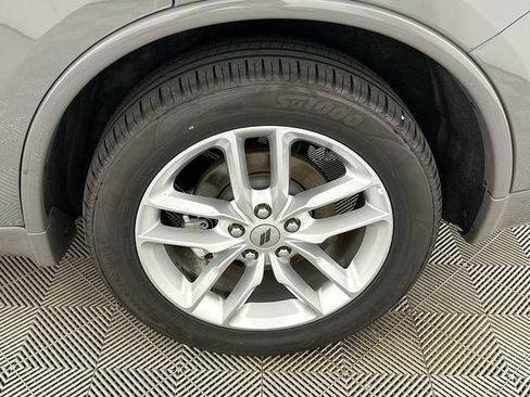 Used 2024 Dodge Durango GT RWD image 23