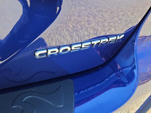 Used 2024 Subaru Crosstrek 2.0i Premium image 5