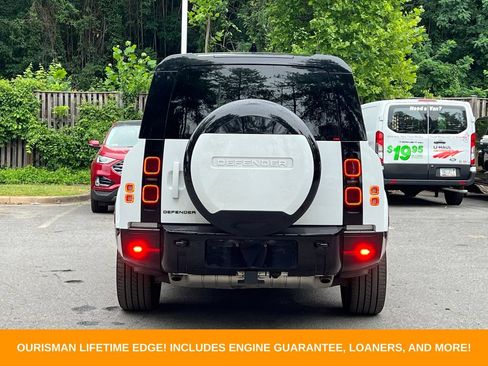 Used 2025 Land Rover Defender 130 X-Dynamic SE AWD/4WD image 7