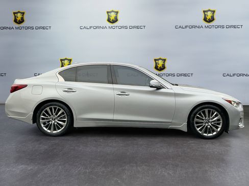Used 2018 INFINITI Q50 Luxe image 3