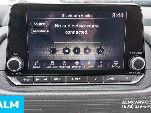 Used 2025 Nissan Rogue SV FWD image 36