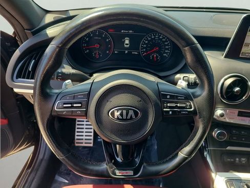 Used 2018 Kia Stinger GT2 AWD/4WD image 21