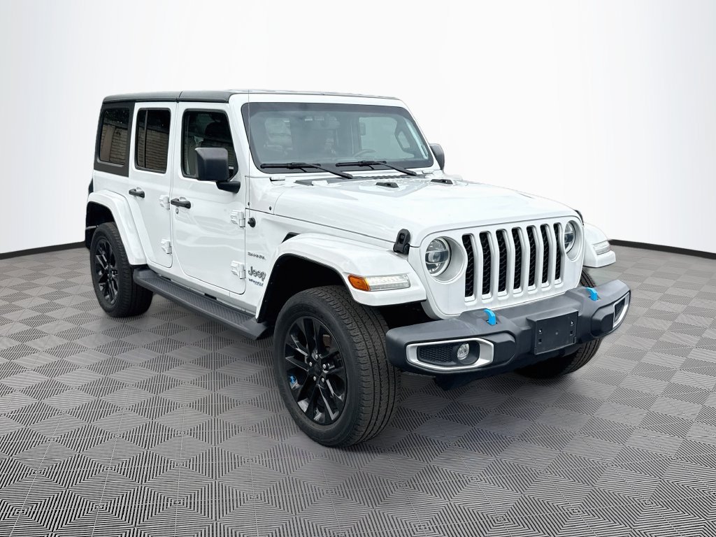 Certified 2022 Jeep Wrangler Unlimited Sahara w/ Cold Weather Group AWD/4WD image 4