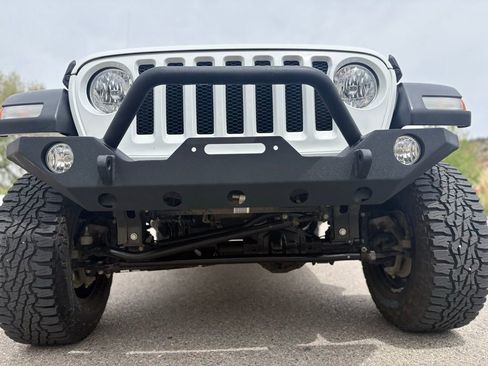 Used 2022 Jeep Wrangler Unlimited Sport image 16
