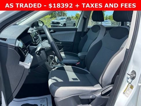 Used 2024 Volkswagen Taos S FWD image 14