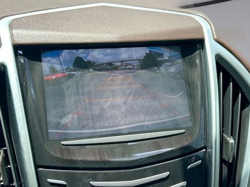 Used 2016 Cadillac SRX Premium FWD image 23