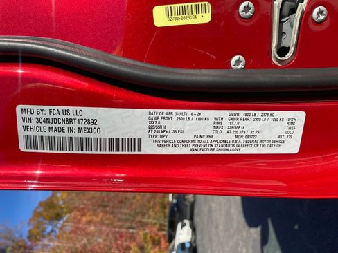 Used 2024 Jeep Compass Limited image 32