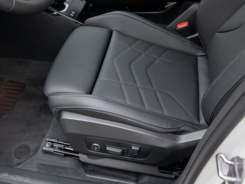 New 2026 BMW X1 xDrive28i w/ M Sport Package image 14