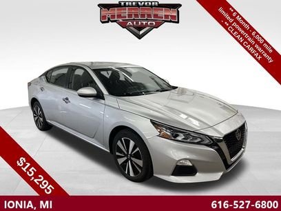 Used 2022 Nissan Altima 2.5 SV
