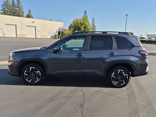 Used 2026 Subaru Forester Premium AWD/4WD image 9