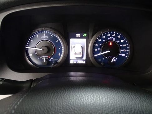 Used 2020 Toyota Sienna XLE Premium AWD/4WD image 15