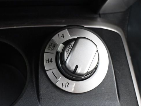 Used 2019 Toyota 4Runner SR5 Premium image 35