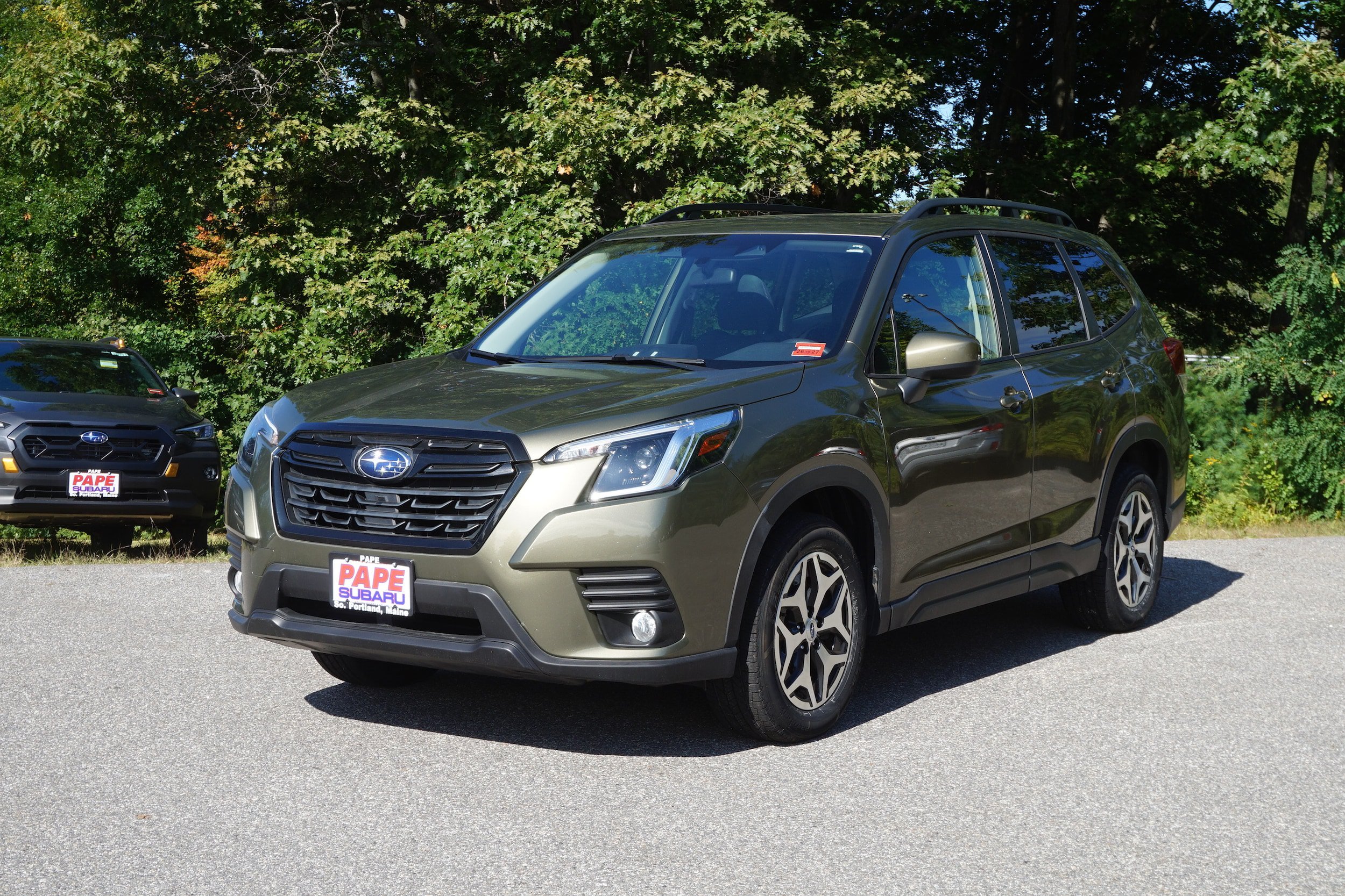 Used 2023 Subaru Forester Premium AWD/4WD image 1