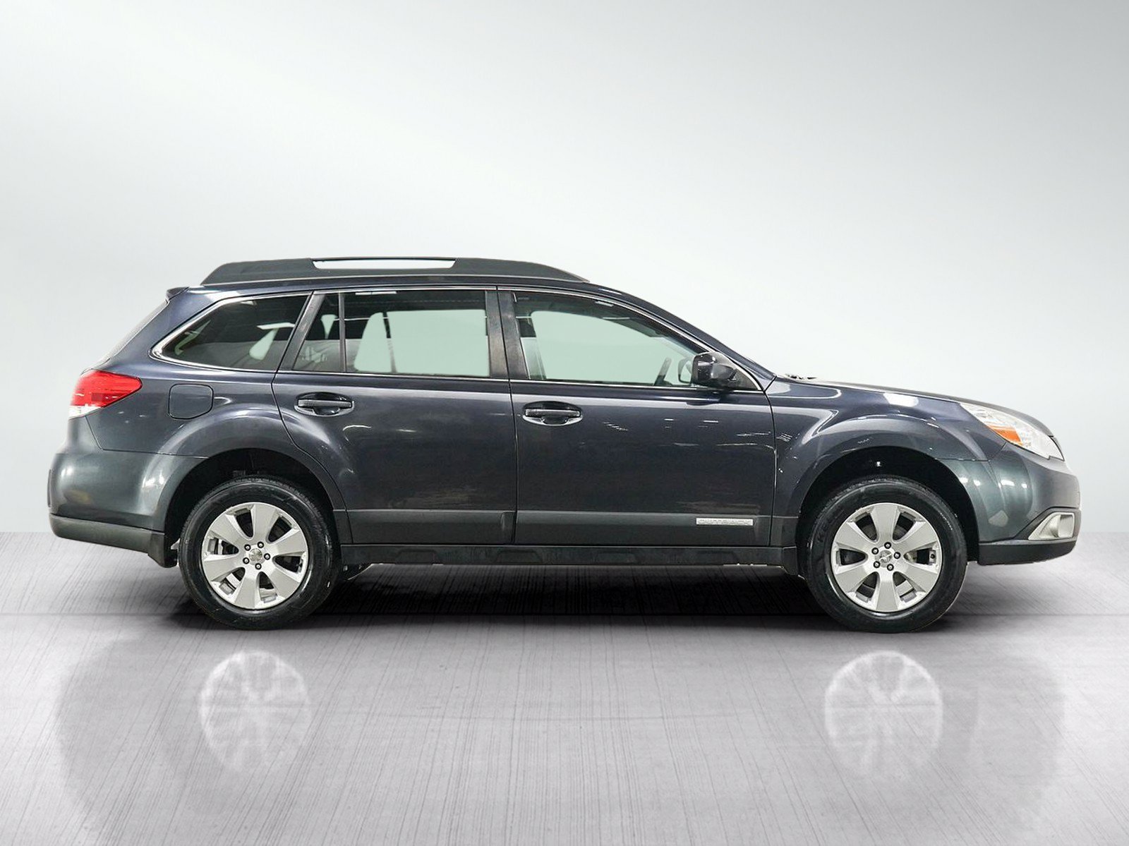 Used 2012 Subaru Outback 2.5i Premium w/ All-Weather Pkg AWD/4WD image 6