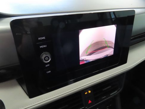 Used 2026 Volkswagen Taos S FWD image 17