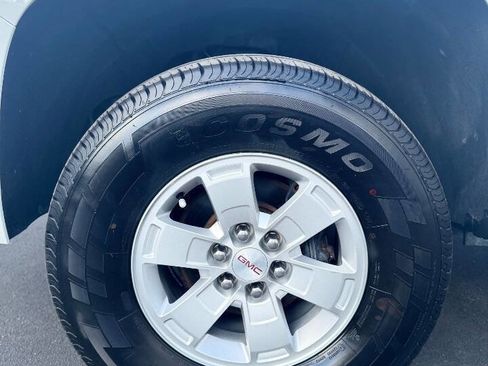 Used 2017 GMC Canyon 2WD Crew Cab w/ Convenience Package image 31