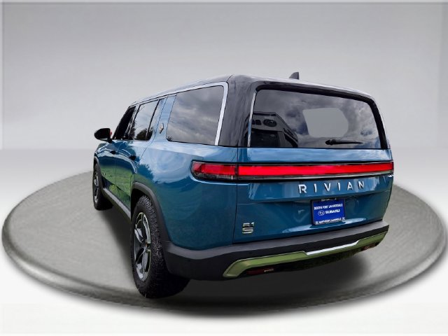 Used 2025 Rivian R1S Adventure Dual AWD/4WD image 15