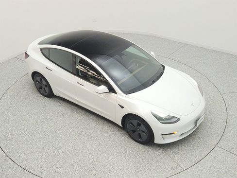 Used 2023 Tesla Model 3 Standard Range RWD image 24