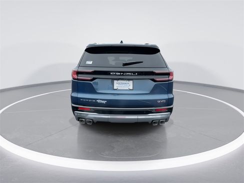 New 2026 GMC Acadia Denali w/ Super Cruise Package image 7