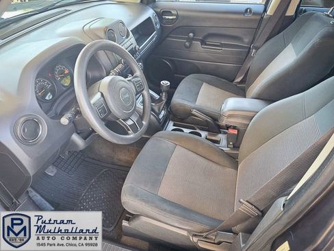 Used 2014 Jeep Patriot Sport image 10
