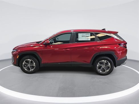 New 2026 Hyundai Tucson Blue SE image 8