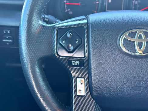 Used 2022 Toyota 4Runner SR5 Premium image 22