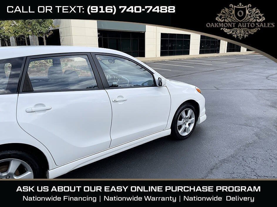 Used 2004 Toyota Matrix XR w/ Extra Value Pkg 1 FWD image 10